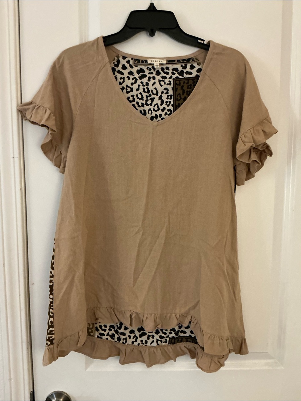 Jodifl Women's Colorblock Mixed Leopard Print Ruffle Cap Sleeve Blouse Top, S